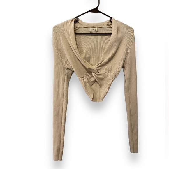 UO Dreamers Bu Debut Sweater Womens Small Taupe Knot Front Cropped Long Sleeve M - Picture 2 of 7